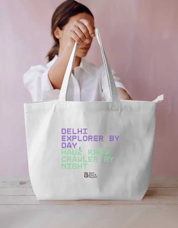 Delhi Explorer, tote bag in White, front view
